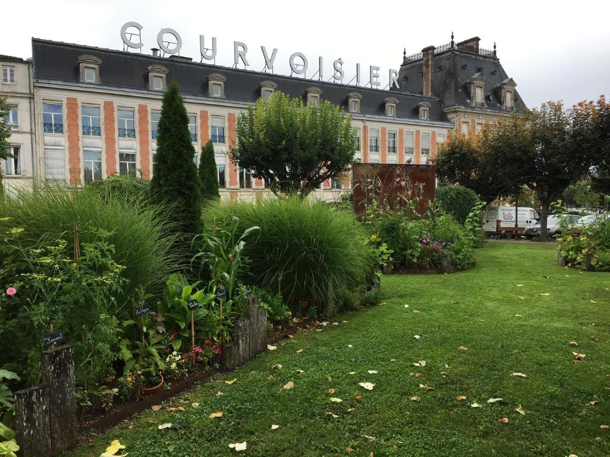 Chambres d'hôtes Gondeville Jarnac Exterior foto